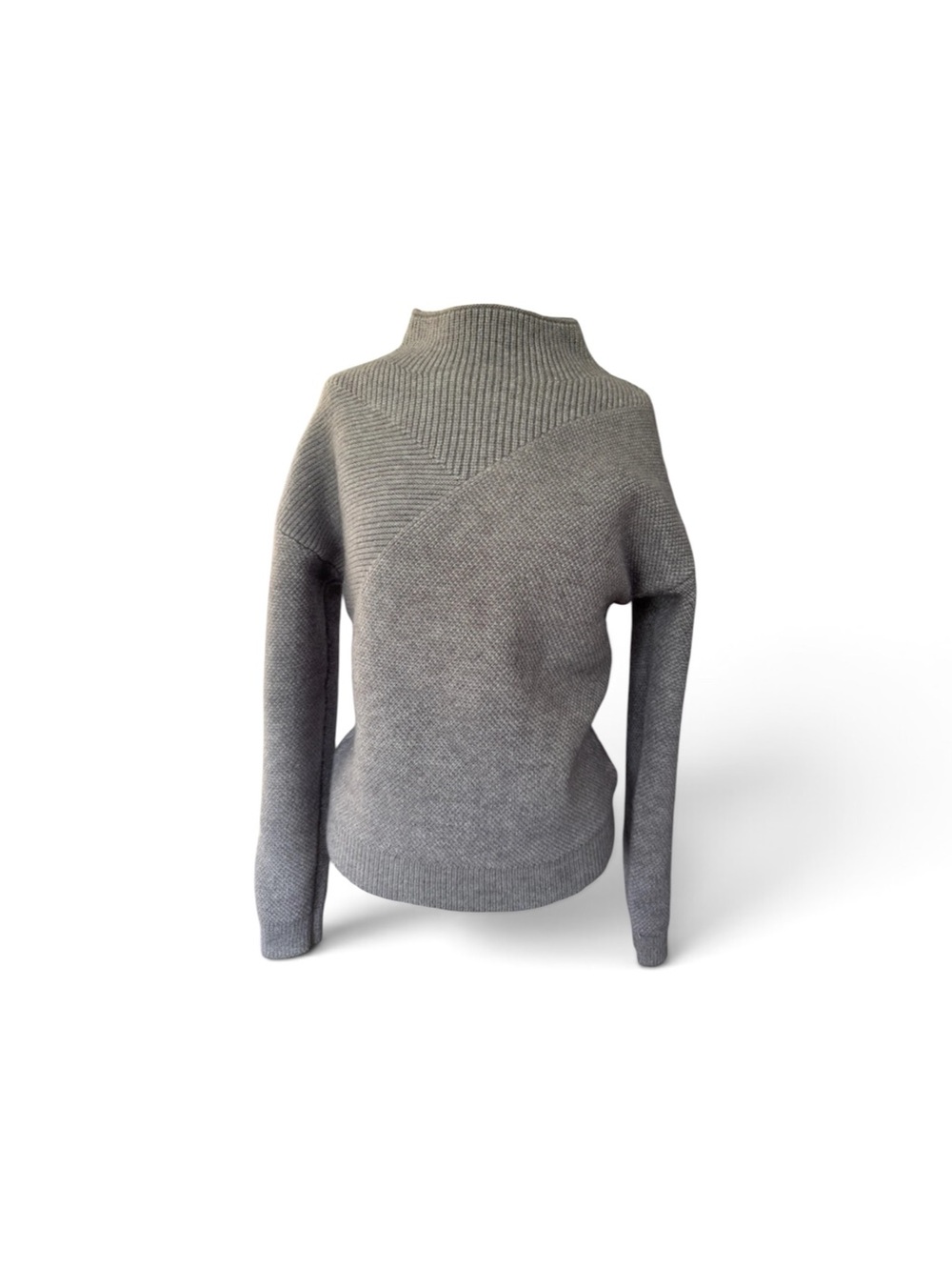 NWOT Women’s Heartloom Anthropologie Size Large Grey Sweater